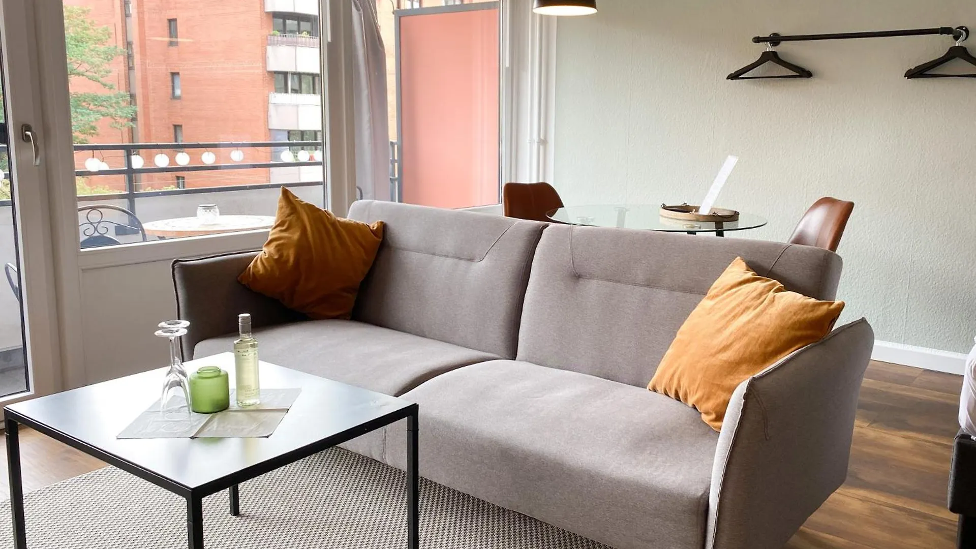 Schönes Apartment mit Pool und Sauna Nutzung/ Netflix/Küche Neuss Deutschland
